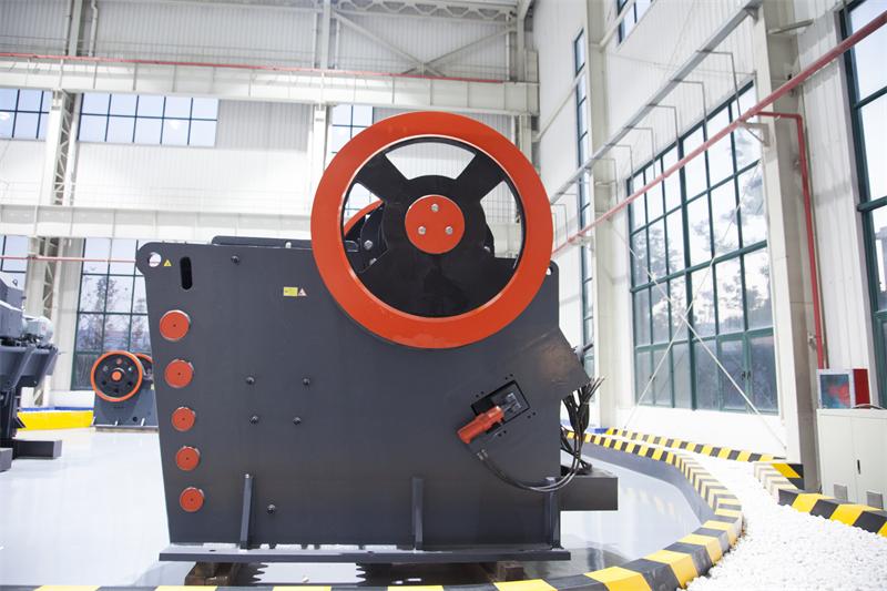 Primary Crushing Stage with PEW Jaw Crusher