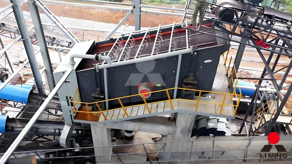 Liming S5X Vibrating Screen classifying crushed bauxite ore to improve the Aluminum to Silicon ratio